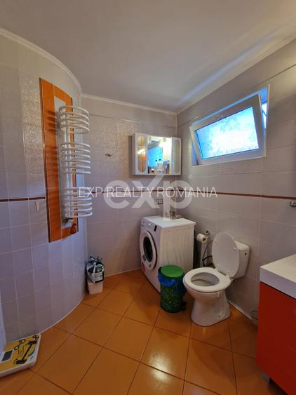 Casă de vânzare  225 mp ,Mărginenii de Sus , DB - 19
