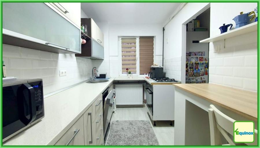 Apartament cu 2 camere semidecomandat de vanzare, Cina, ECX30901