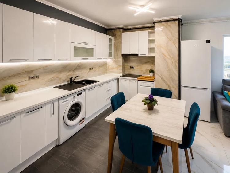 Apartament premium 3 camere | Bună Ziua | Lift | Parcare | Imobil Nou