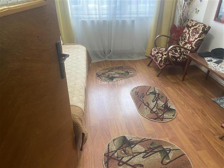 Apartament 3 camere , zona Gara ,  58 mp ,et 3 din 4 , mobilat , centrala termic - 14