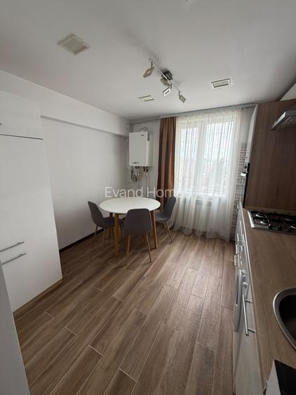 Apartament 3 camere-complet renovat-panorama superba-Semicentral - 9