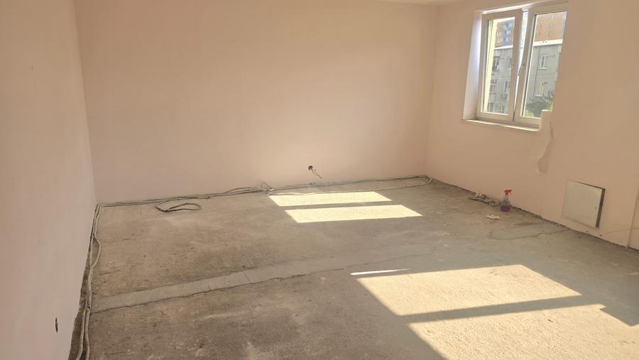 Vand apartament cu 2 camere transformat intr-un apartament cu 1 camera in Deva,
