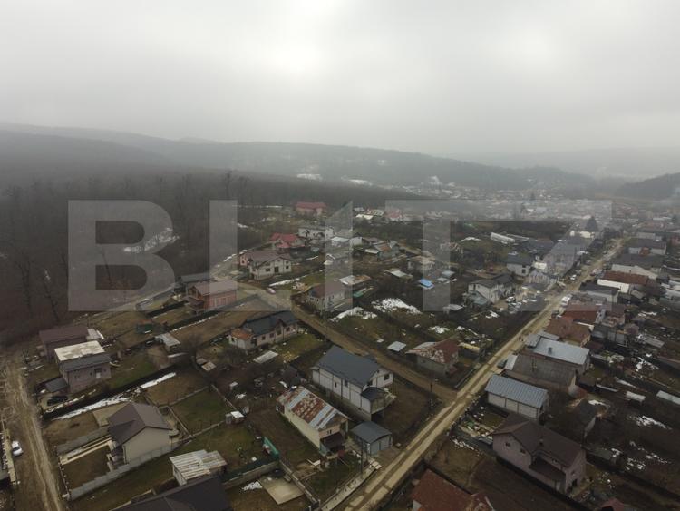 Teren de vanzare, 3470 mp, zona Ocnița