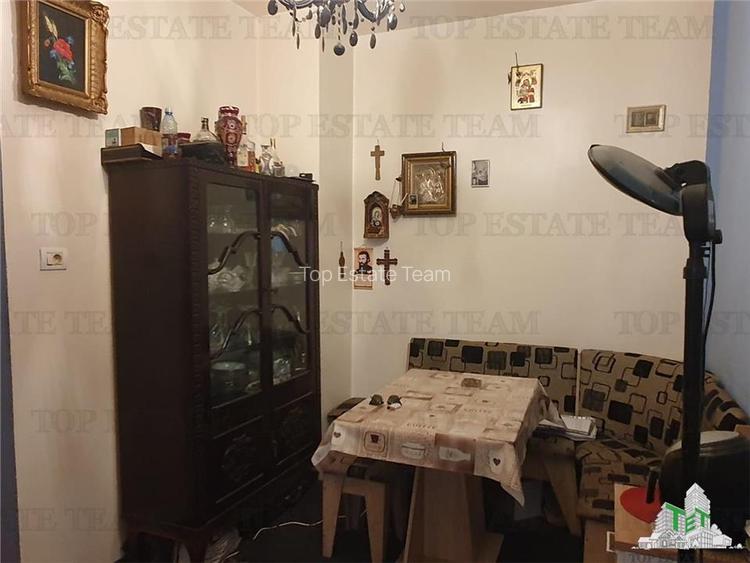 Spatiu extins central Liceul Mircea si Mare Constanta - 17