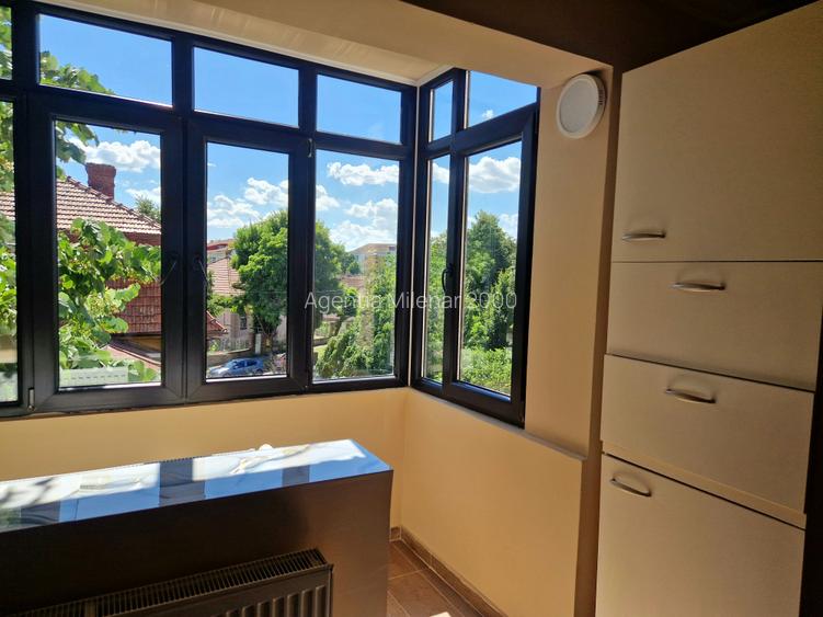 Apartament cochet-Take Ionescu-cu centrala gaz-La prima inchiriere dupa amenajar - 9