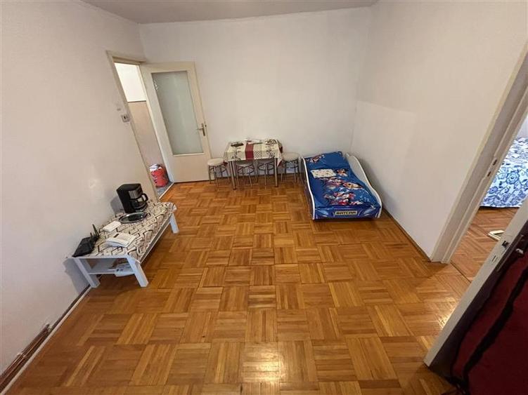 Apartament cu doua camere de inchiriat in zona garii