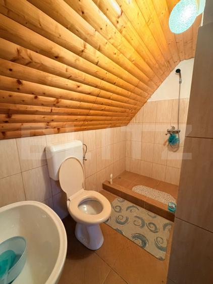 Casă de vânzare – proprietate generoasă 2.285 m2 teren, 230.000 euro