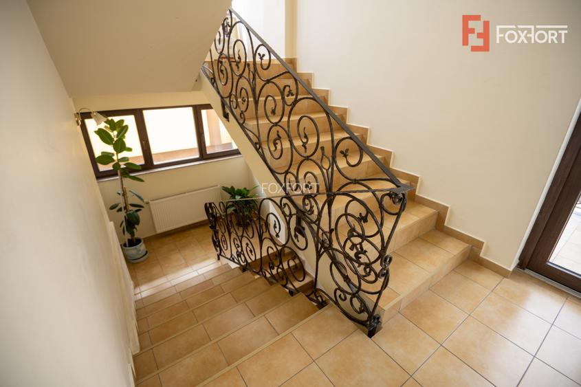Hotel Miky Arad de vanzare | Investitie cu utilizari multiple | 42 camere cazare - 45
