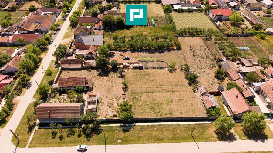 Teren intravilan de 1492 mp în Nădab