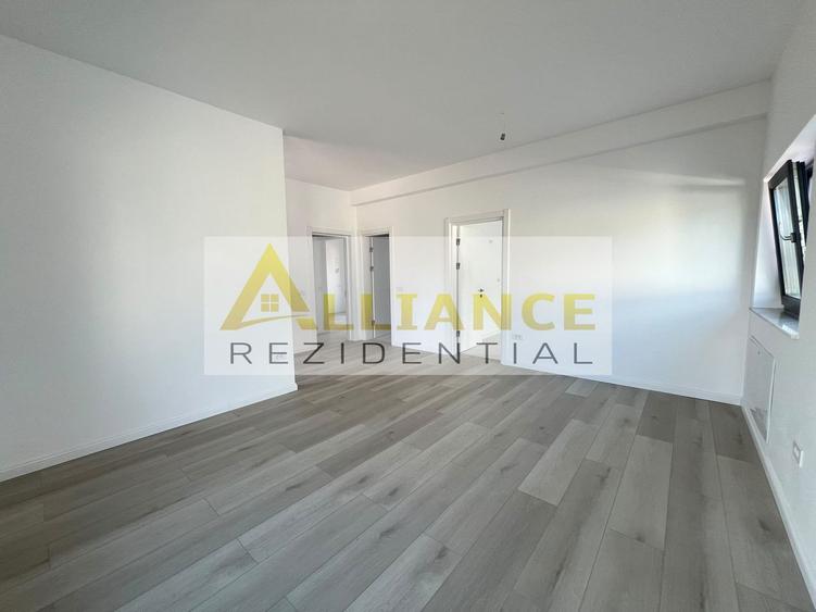 CASA PARTER -3 camere-2 BAI-TEREN 325MP