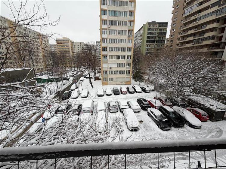 Vanzare apartament 5 camere Obor, boxa, loc parcare, centrala proprie, fara risc