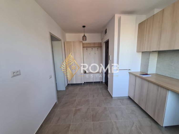 Apartament 2 camere semidecomandat | 45 mp + balcon 5,5 mp | Instalații renovate