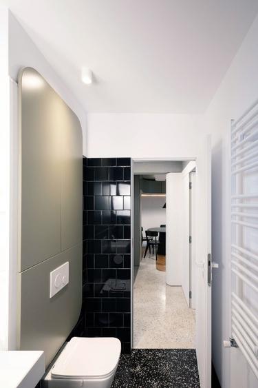Proprietar: vand apartament 2 cam. ultracentral Suceava