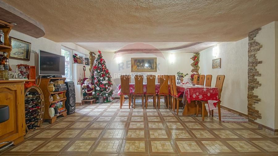 Comision 0%! Casa spațioasă Râșnov, zona case, str. Heliade Rădulescu - 8