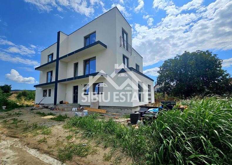 Casa moderna 4 camere, terasa, Sibiu