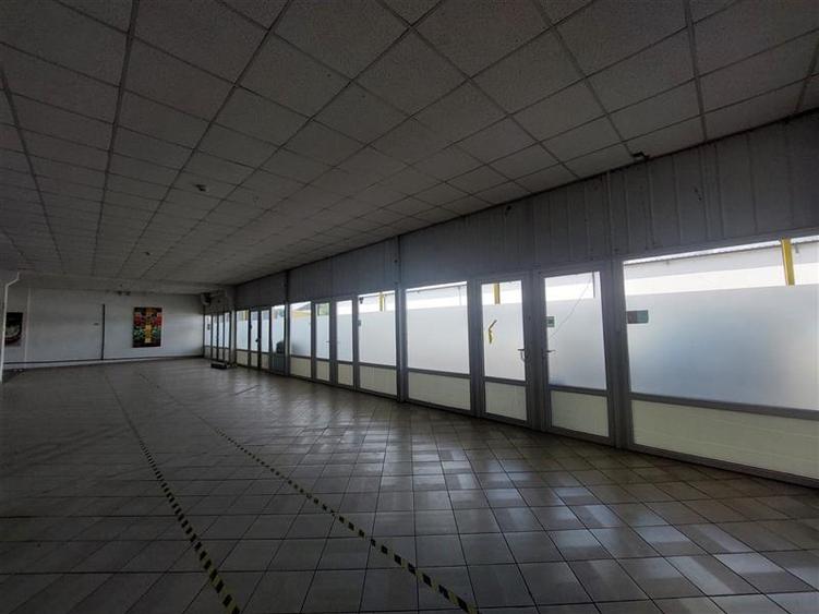 Hala de inchiriat in apropiere de aeroport