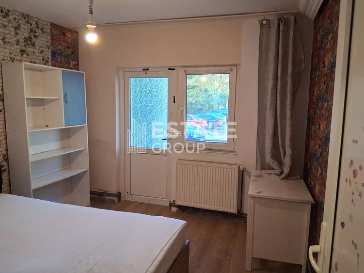 Apartament 3 camere, decomandat, Lipovei