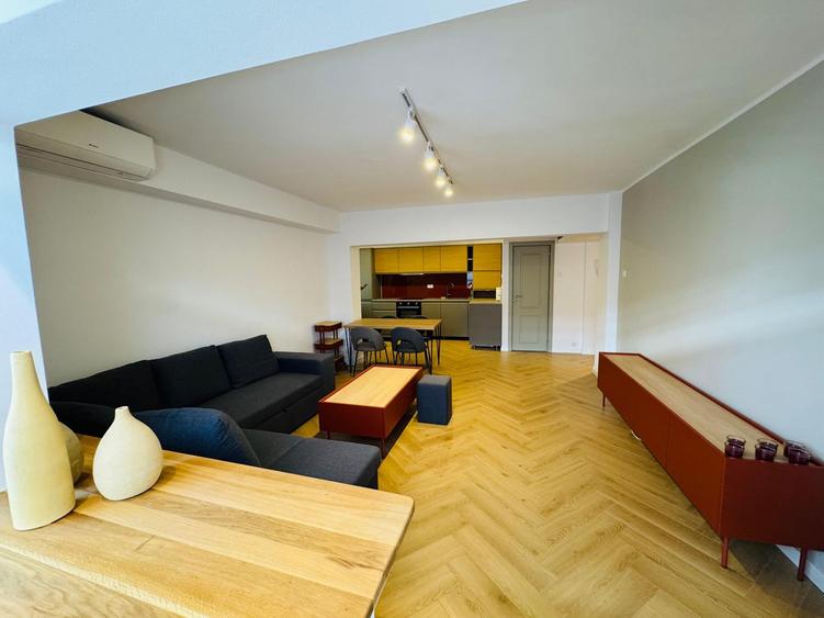 Apartament 3 camere Victoriei / Renovat complet / Metrou