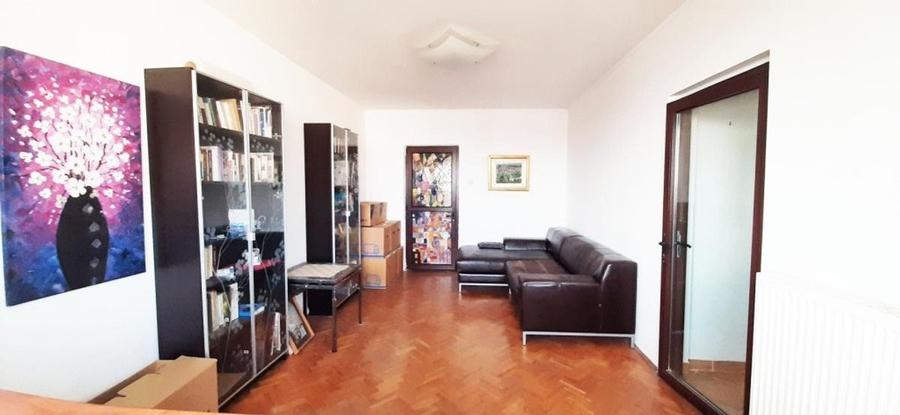 Apartament de 3 camere mobilat si complet utilat