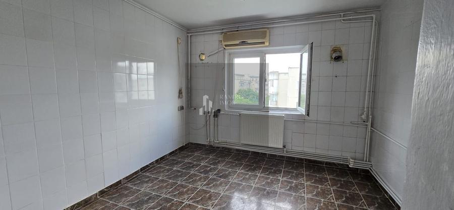 Apartament 3 camere 600 metri METROU BRANCOVEANU/CENTRALA