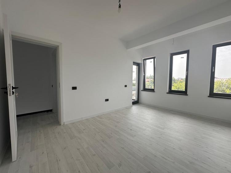 Casă Individuală P+1 – Compartimentare Eficientă, 4 Camere și Teren Generos