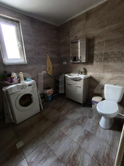 Casa cu 3 camere,baie, bucatarie, teren 500 mp