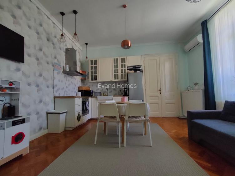 Farmec interbelic in Iosefin-Apartament spatios cu 3 camere-2 bai-balcon generos - 6