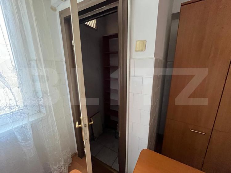 Apartament decomandat cu 3 camere, mobilat - Dacia