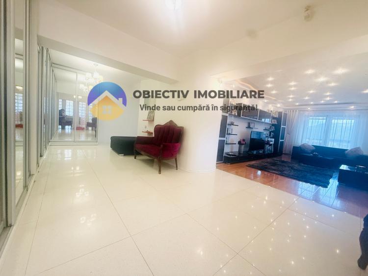 Apartament Spațios Tip Penthouse, în Inima Orașului – Gata de Mutare!
