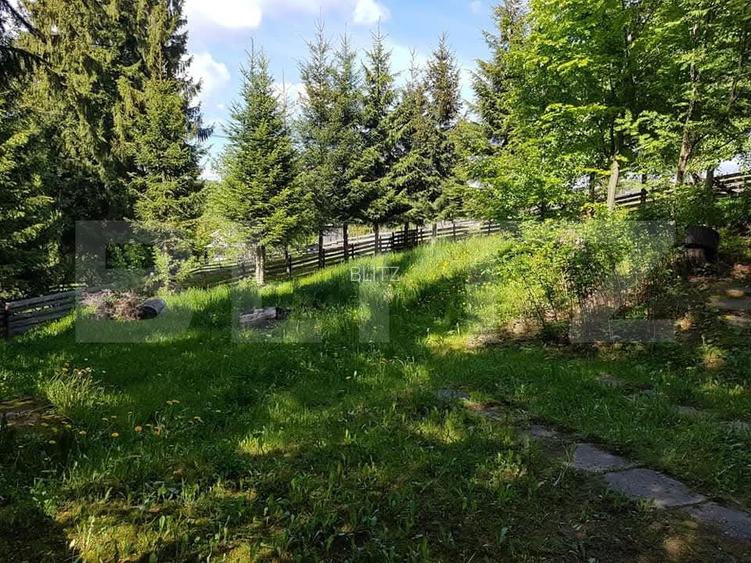 Cabana de vanzare, cu 4 camere, 100 mp, zona Piatra Fantanele