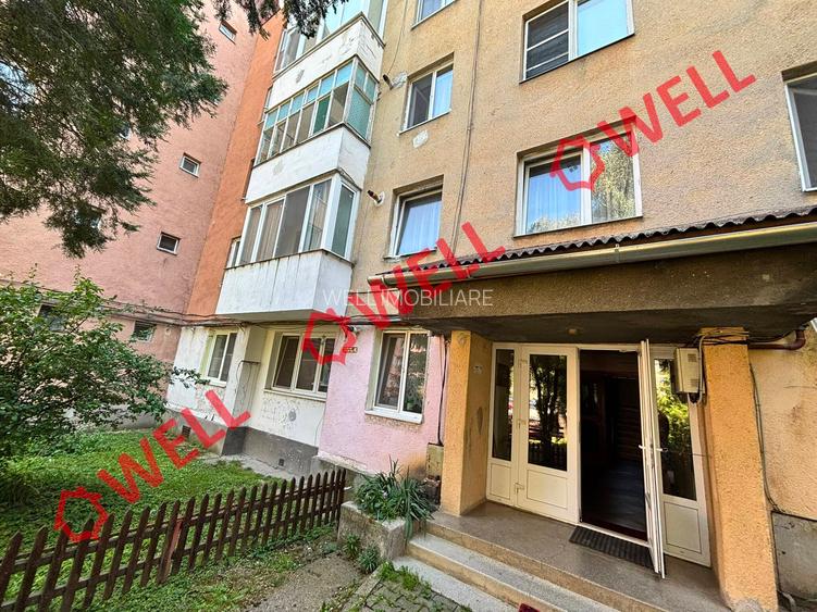 Apartament cu 3 camere de vânzare în Târgu Secuiesc, pe strada Libertății!