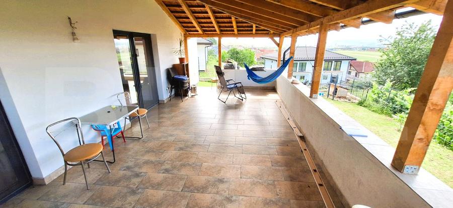 Casa individuala, 250mp, cu teren 640 mp, garaj, zona Planoarelor, Dezmir - 7