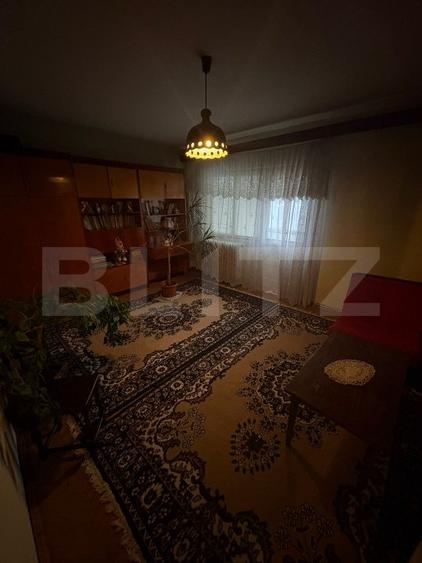 Apartament de vanzare, 3 camere, etaj 3, zona Kaufland-SUD