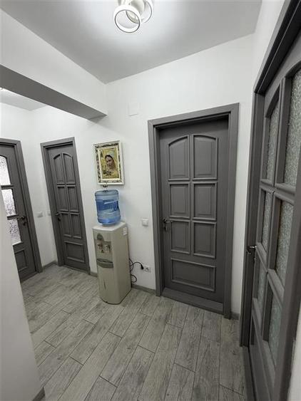 Apartament 3 camere cu balcon zona Terezian