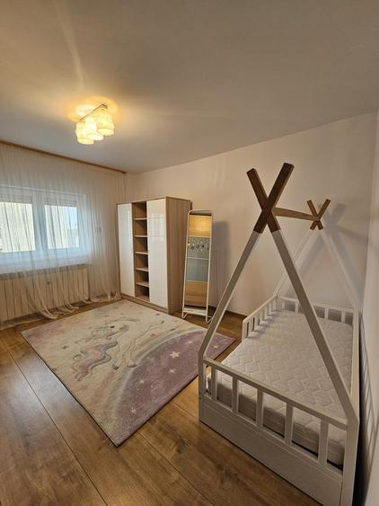 3 Camere 2 Băi Suprafață 72 mp Mobilat Utilat -5 minute Metrou Favorit