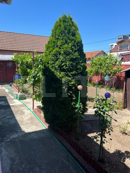Casă de vanzare, cu 3 camere, 85 mp, zona semicentrala