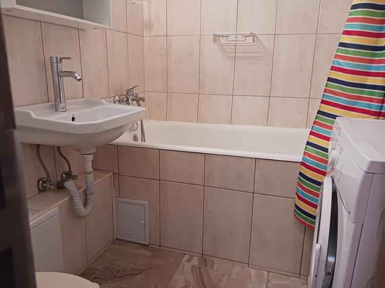 Garsoniera de inchiriat zona Mega Mall