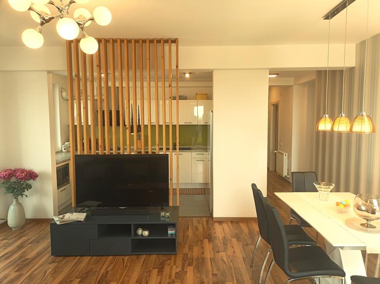 Ap 4 camere, 102 mp, dotat ultra lux, cu priveliște și loc de parcare inclus
