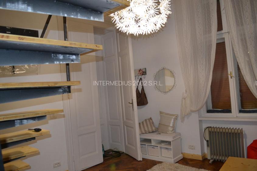 Studiou langa medicina cu scara interioara - 5