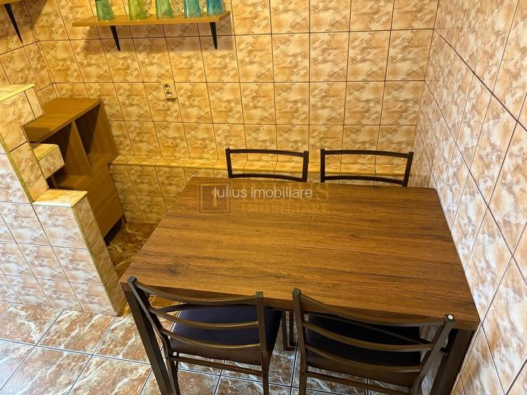 3 camere,  zona Lunei-Complexul Studentesc, la 3 minute de facultatea FEAA - 17