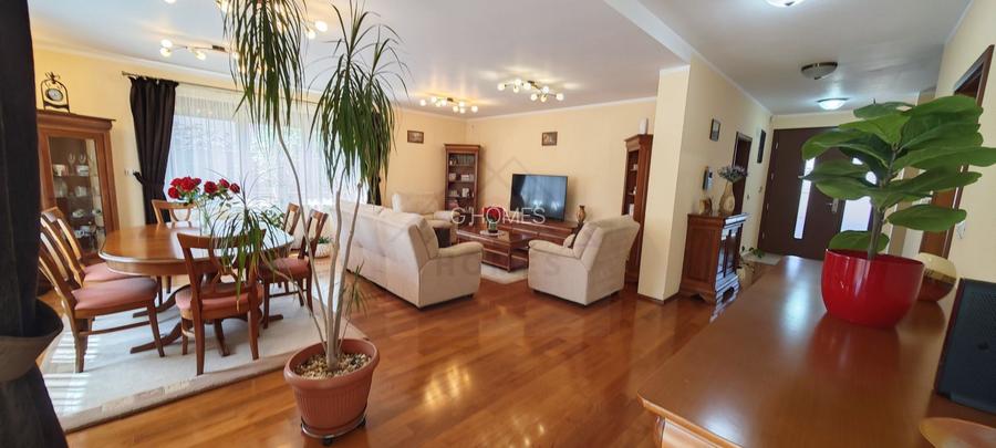 Casa spatioasa. Pretabil si pt. clinica, invatamant, camin varstnici. - 45