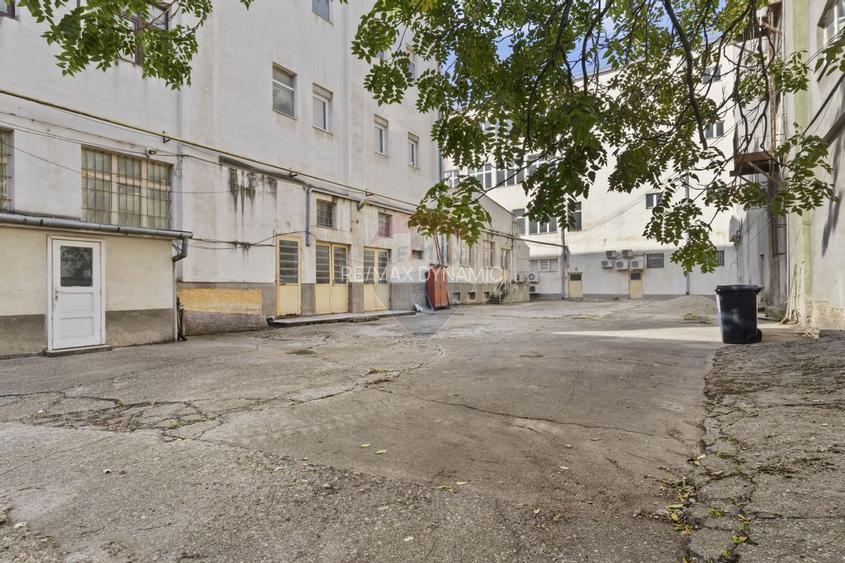 Cladire unica cu destinatii multiple de vanzare Ultracentral Arad - 57