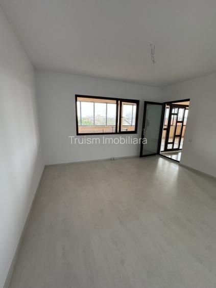 Vila P+ Et 1, Bulevardul Bucuresti - 18