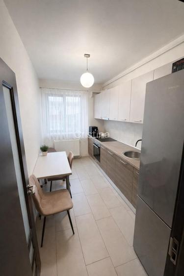 Apartament 3 camere, 2 băi+loc de parcare, str Rezervelor nr 5 - 3