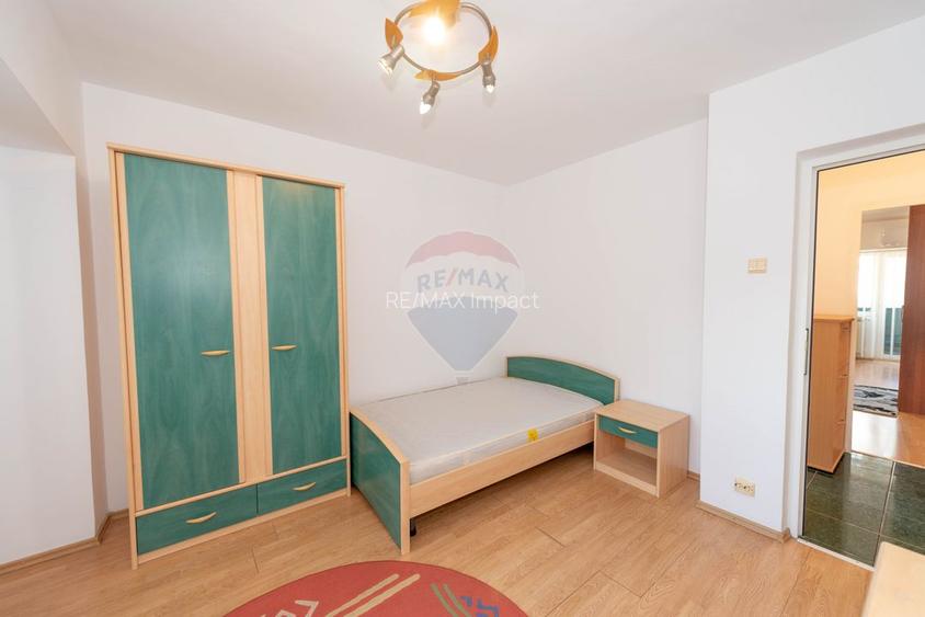 Apartament 3 camere de inchiriat, Decebal, Piata Alba Iulia - 11