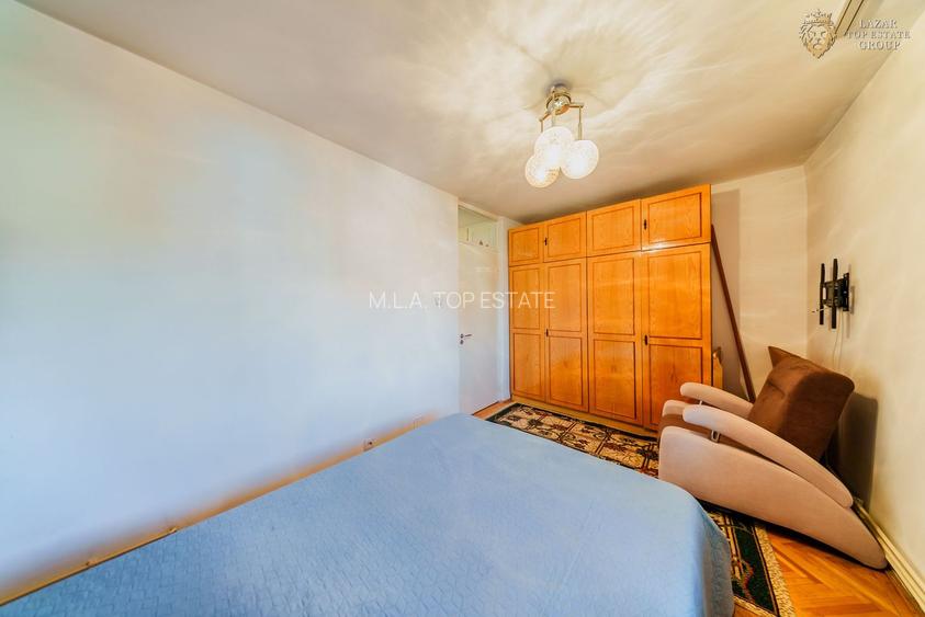 Apartament 3 camre de vanzare in Micalaca - 4