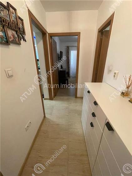 Apartament 3 camere decomandate 2 balcoane zona Brana Selimbar - 11