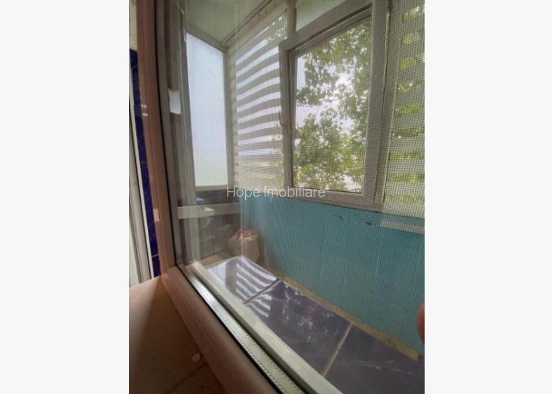 Berceni-Piata Sudului-Apartament de 3 camere decomandat - 12