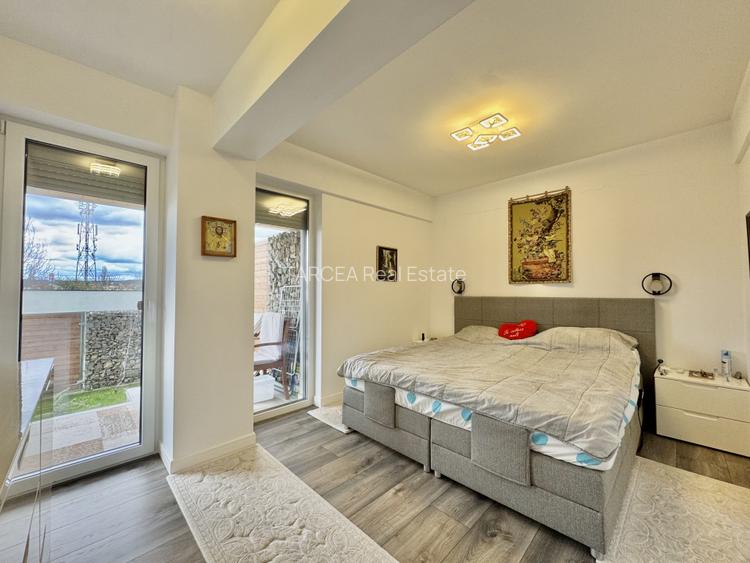 Apartament 3 camere - Grădină - Piscinǎ - 11