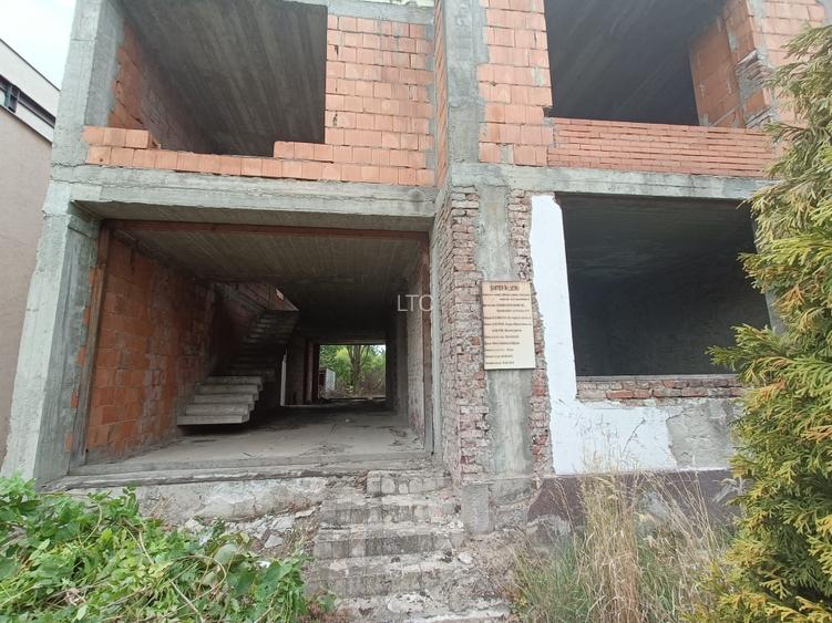 Vila in constructie, 480mp utili, 774mp teren, Mendeleev, Favorit, Timisoara - 2